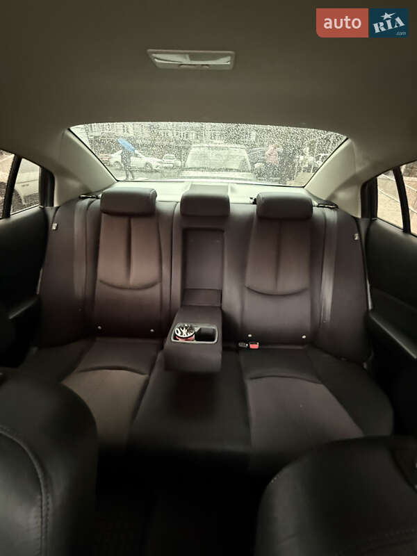 Седан Mazda 6 2008 в Обухове