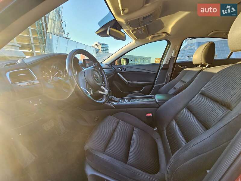 Седан Mazda 6 2018 в Дніпрі