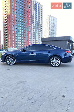 Седан Mazda 6 2015 в 
