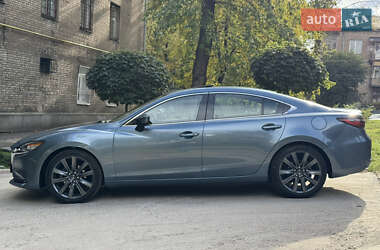 Седан Mazda 6 2018 в 