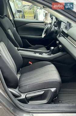 Седан Mazda 6 2019 в 