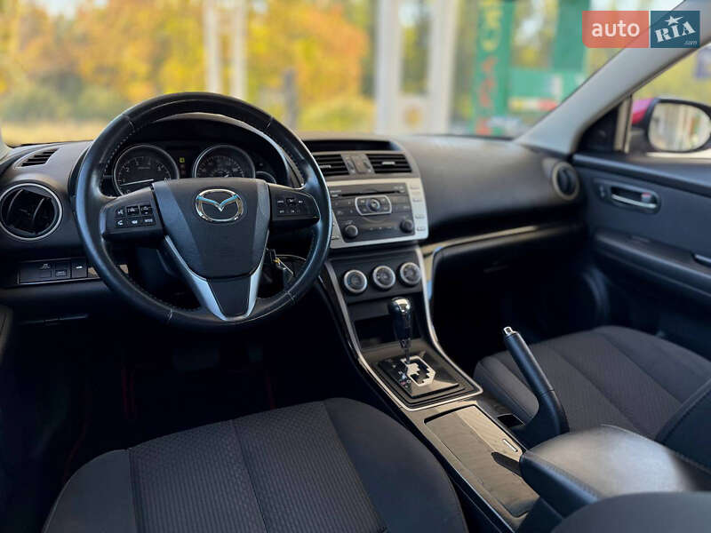 Седан Mazda 6 2012 в Днепре