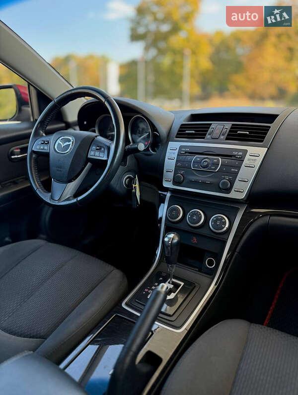 Седан Mazda 6 2012 в Днепре