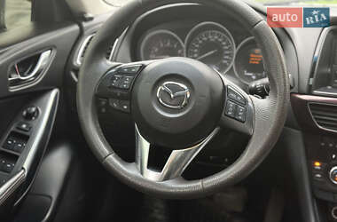 Седан Mazda 6 2014 в 