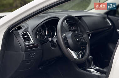 Седан Mazda 6 2014 в 