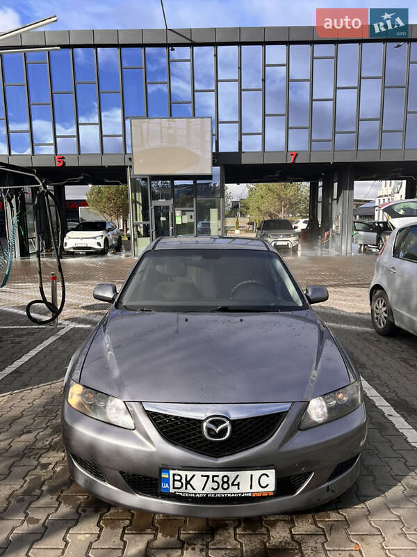 Седан Mazda 6 2004 в Ровно