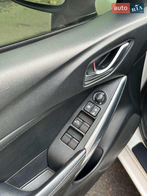 Седан Mazda 6 2013 в Одессе