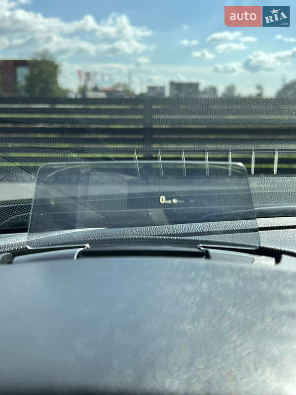 Седан Mazda 6 2016 в Мукачево