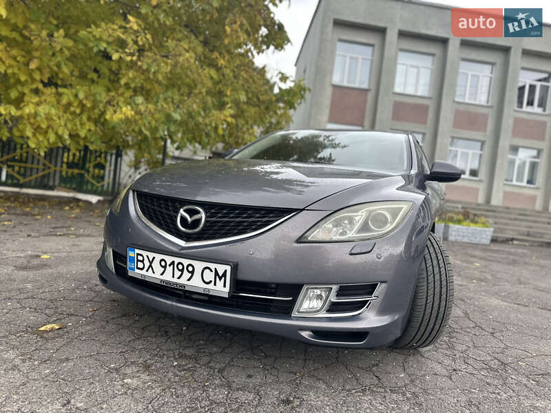 Седан Mazda 6 2008 в Волочиске