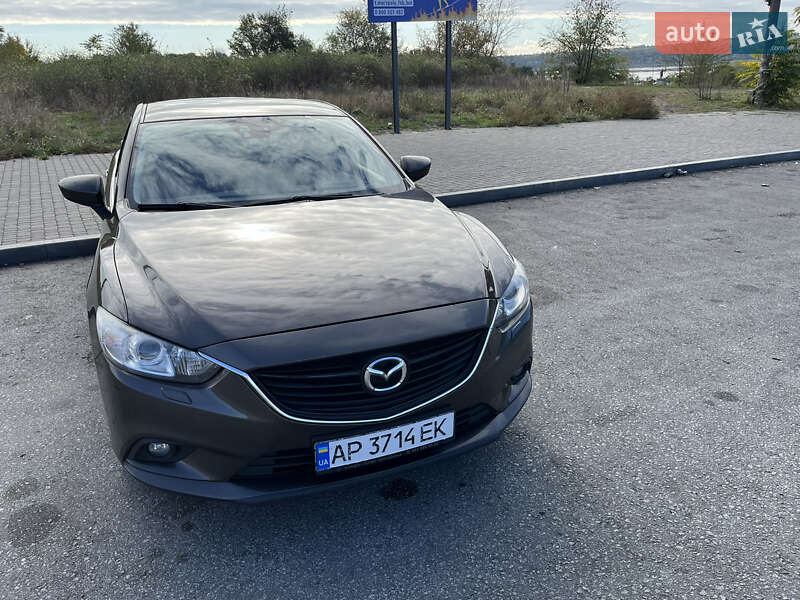Седан Mazda 6 2015 в Запоріжжі