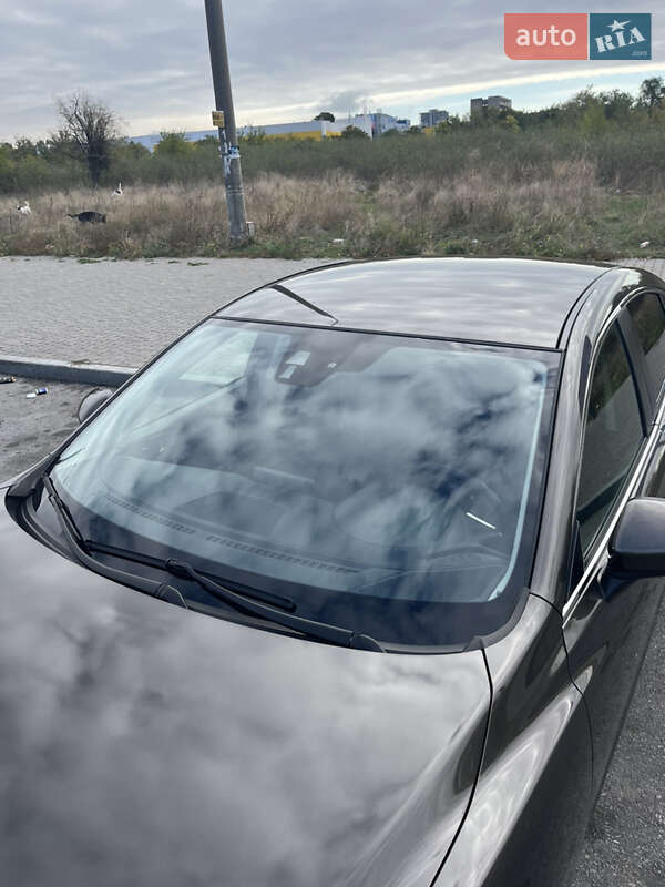 Седан Mazda 6 2015 в Запоріжжі