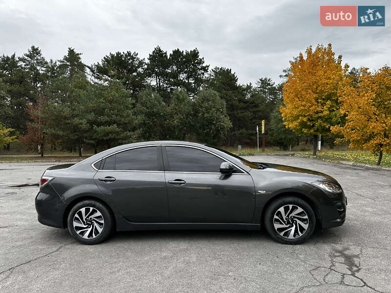 Седан Mazda 6 2010 в Горішніх Плавнях