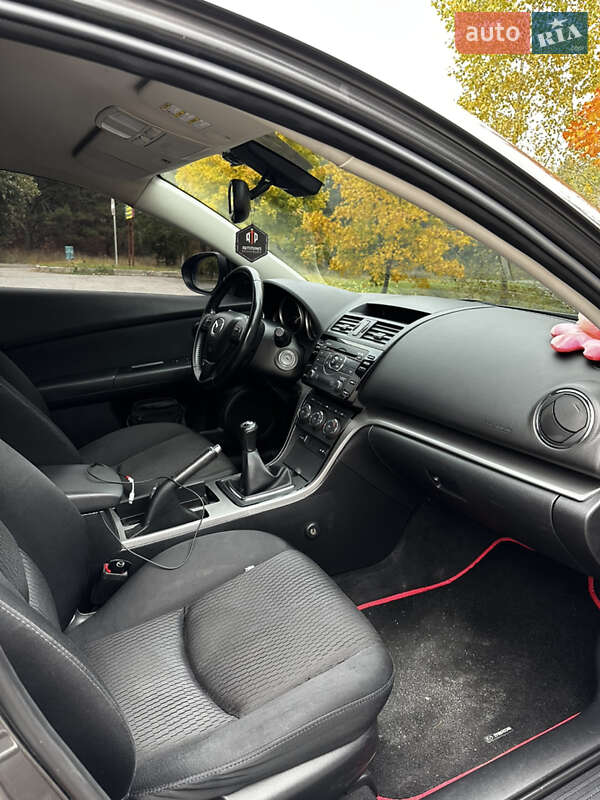 Седан Mazda 6 2010 в Горішніх Плавнях