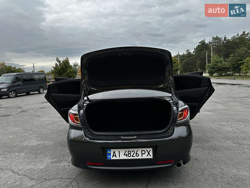 Седан Mazda 6 2010 в Горішніх Плавнях