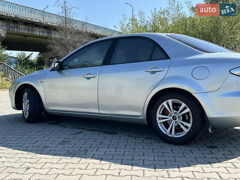 Седан Mazda 6 2003 в Дрогобыче