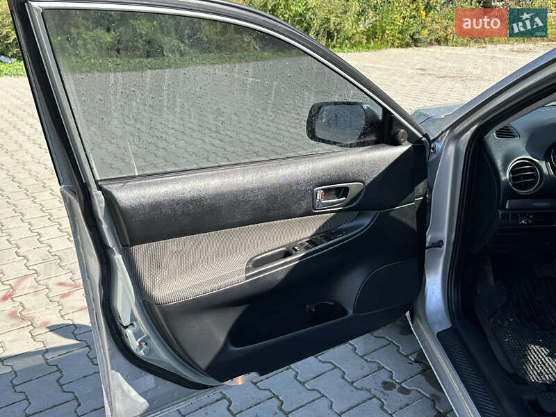 Седан Mazda 6 2003 в Дрогобыче