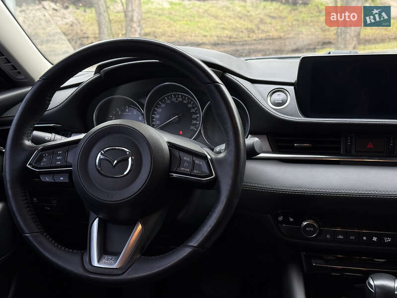 Седан Mazda 6 2018 в Киеве