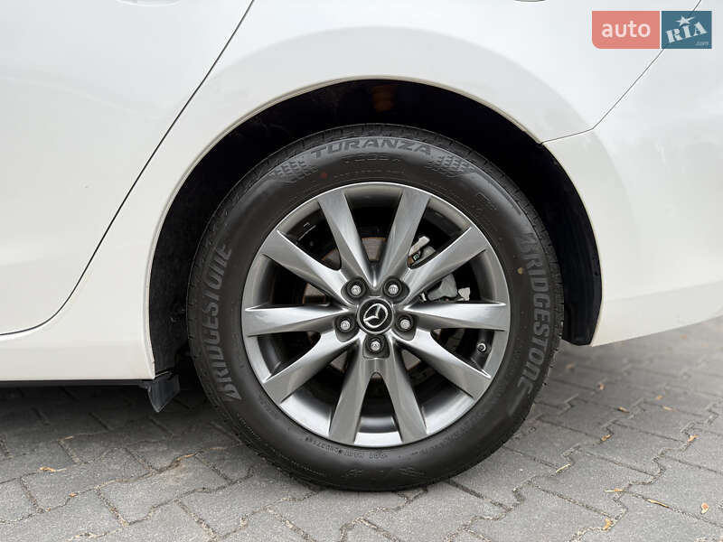 Седан Mazda 6 2018 в Киеве