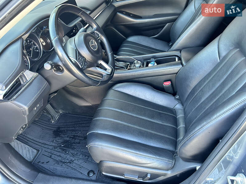 Седан Mazda 6 2018 в Киеве