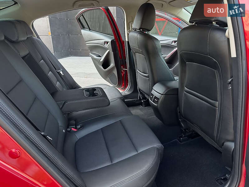 Седан Mazda 6 2017 в Дніпрі