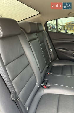 Седан Mazda 6 2016 в 