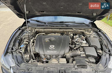 Седан Mazda 6 2016 в 