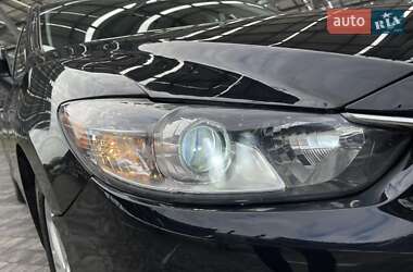 Седан Mazda 6 2014 в 