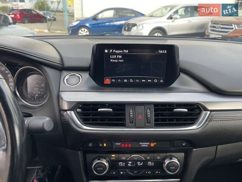 Седан Mazda 6 2016 в Николаеве