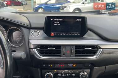 Седан Mazda 6 2016 в  фото 18 Седан Mazda 6 2016 в