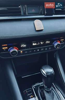 Седан Mazda 6 2018 в 