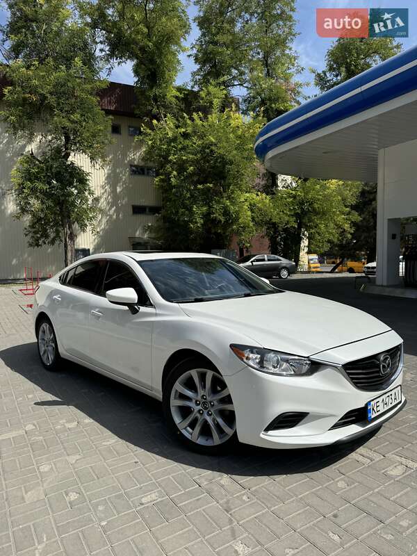 Седан Mazda 6 2015 в 