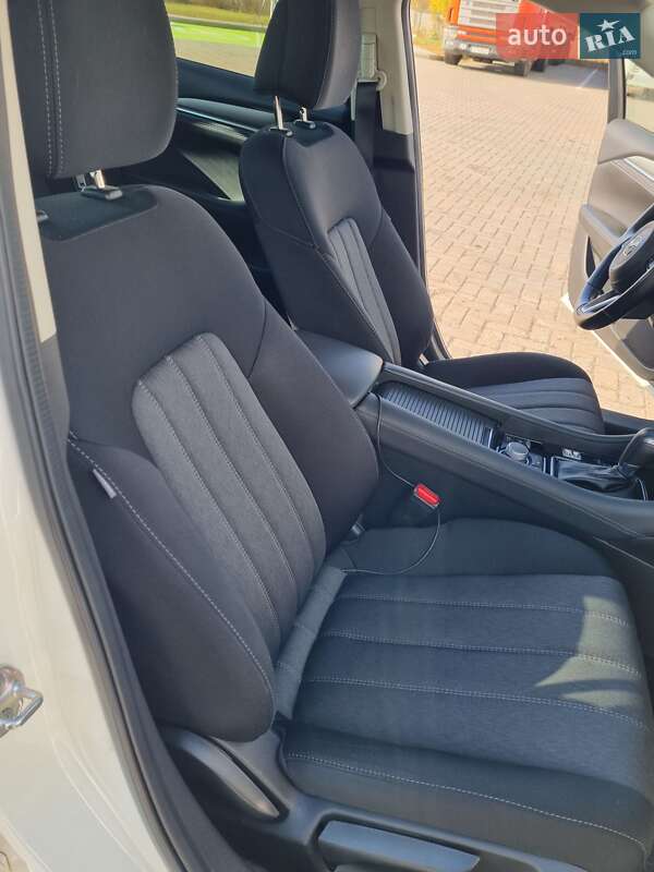 Седан Mazda 6 2022 в Киеве