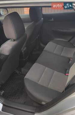 Універсал Mazda 6 2005 в  фото 2 Універсал Mazda 6 2005 в