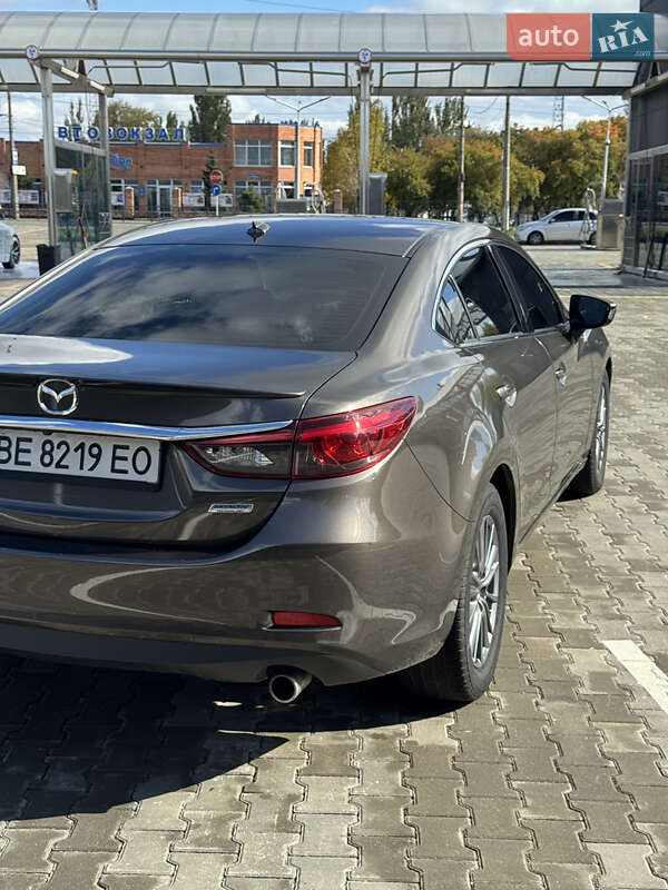 Седан Mazda 6 2015 в Миколаєві