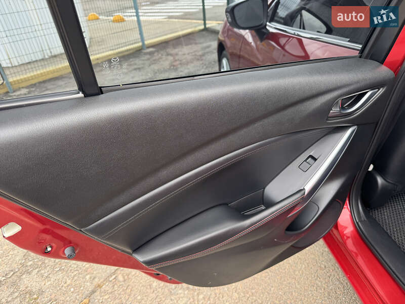 Седан Mazda 6 2013 в Киеве