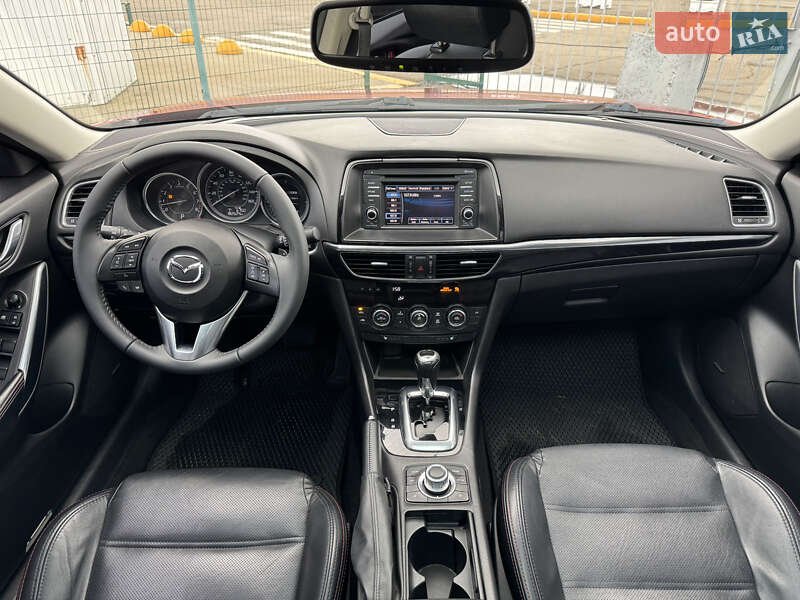 Седан Mazda 6 2013 в Киеве