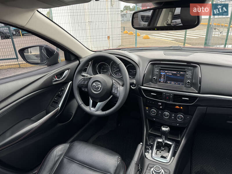 Седан Mazda 6 2013 в Киеве