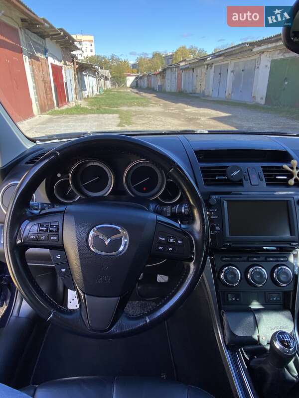 Универсал Mazda 6 2011 в Ивано-Франковске