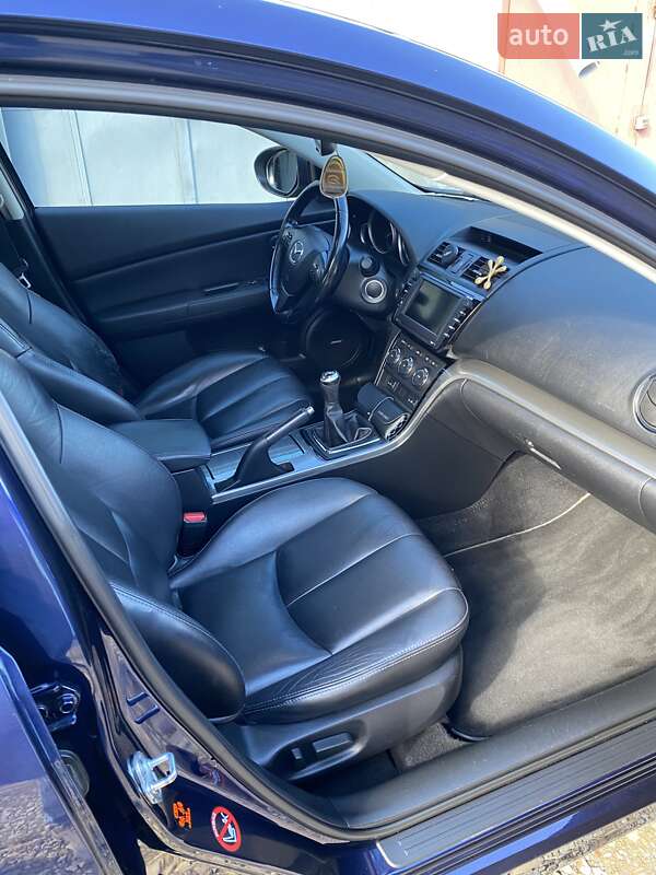 Универсал Mazda 6 2011 в Ивано-Франковске