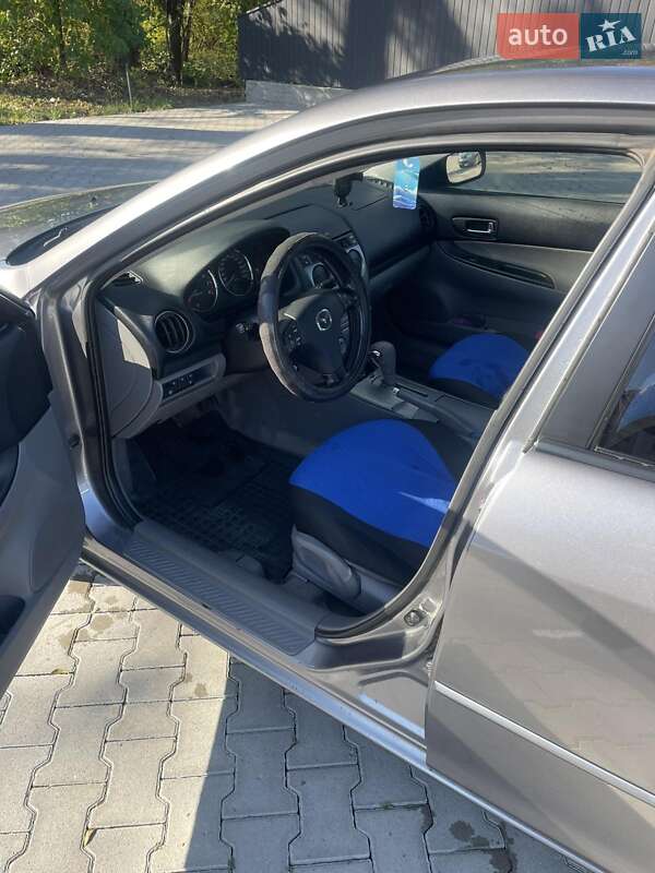 Седан Mazda 6 2003 в Черновцах
