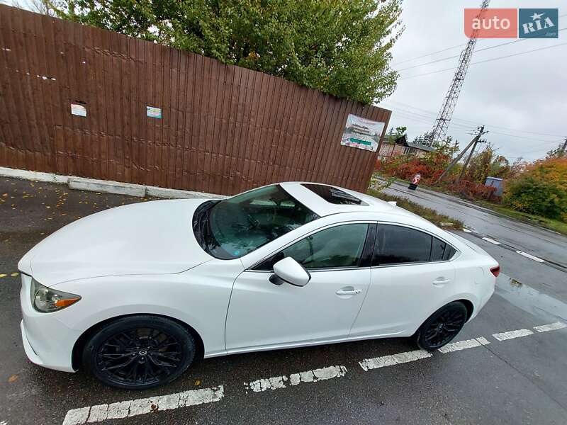 Седан Mazda 6 2016 в Охтирці