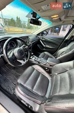 Седан Mazda 6 2012 в 