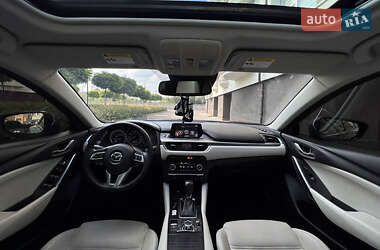 Седан Mazda 6 2016 в 