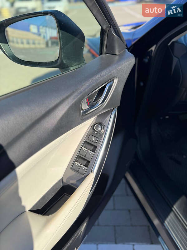 Седан Mazda 6 2016 в Калуші