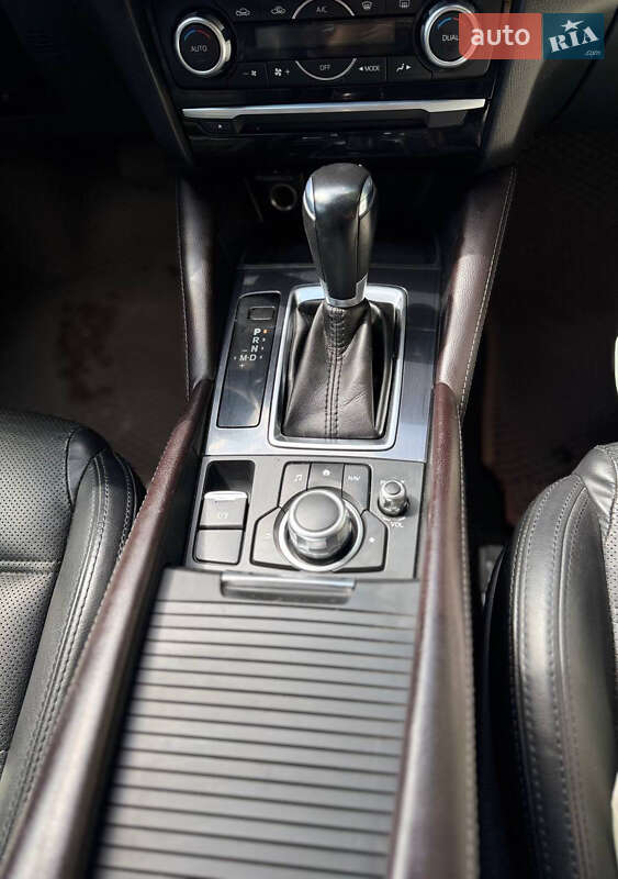 Універсал Mazda 6 2016 в Ізяславі
