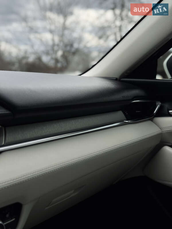 Седан Mazda 6 2019 в Косове