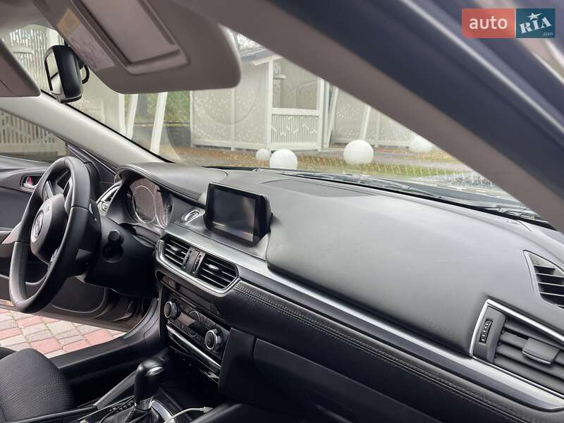 Седан Mazda 6 2015 в Ивано-Франковске