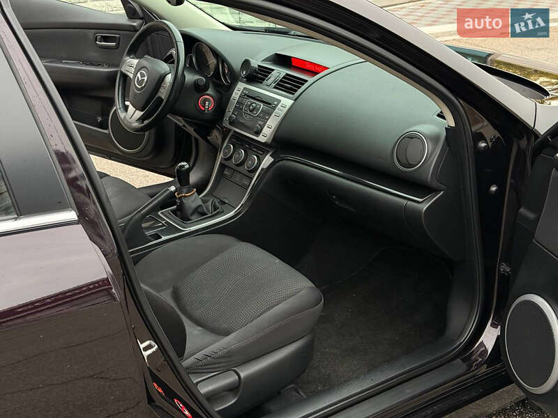 Седан Mazda 6 2007 в Запорожье