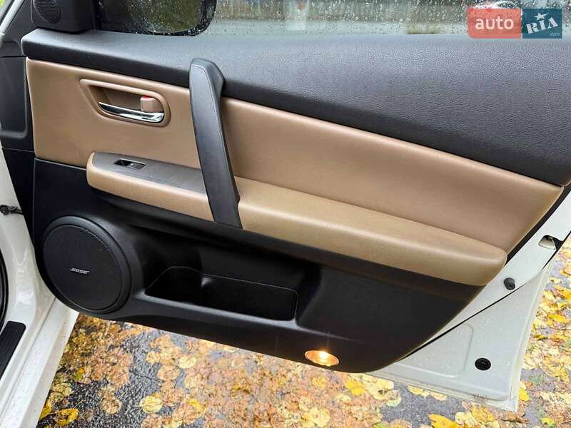 Седан Mazda 6 2011 в Киеве