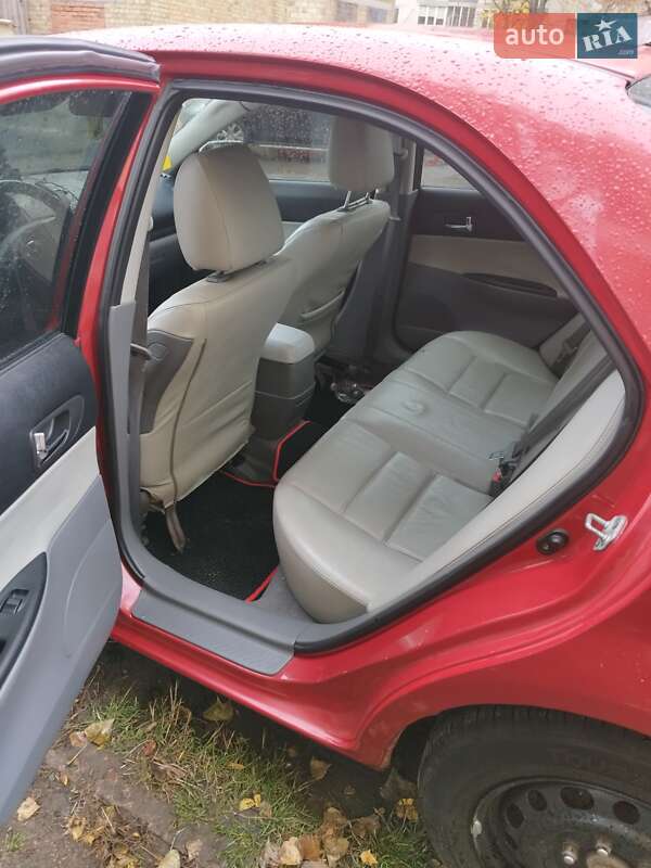 Седан Mazda 6 2005 в Вишневом фото 9 Седан Mazda 6 2005 в Вишневом